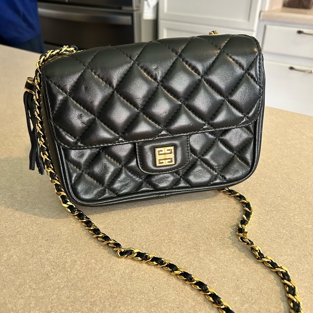 Vintage Givenchy Logo Quilted Leather Shoulder Bag- Black with tassel